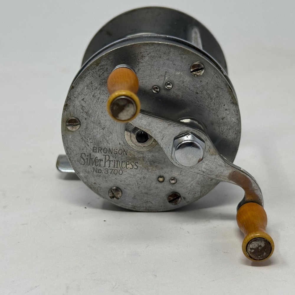 Bronson Silver‎ Princess No 3700 Vintage Baitcasting Fishing Reel Made in USA